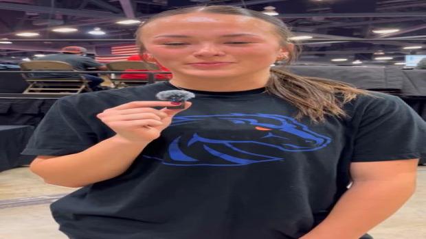 Morgan James wins 60m hurdles with 9.05