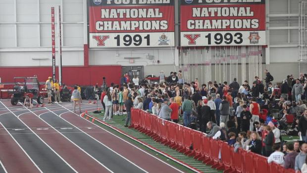 Girls 400 Finals Section 16