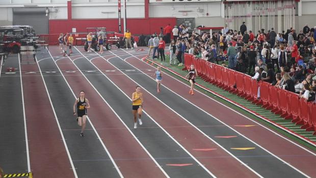 Girls 400 Finals Section 14