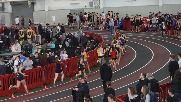 Girls 4x800 Relay Finals Section 1