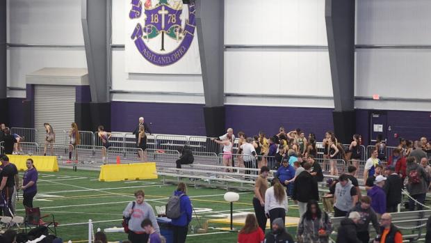 Girls 200 Finals Section 3