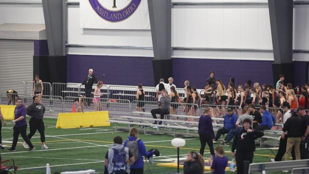 Girls 200 Finals Section 5