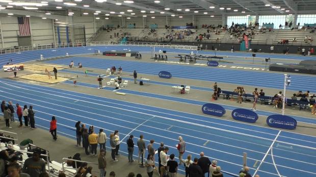 Division 1 Girls 3200 Finals Section 1