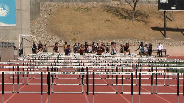Open Girls 100 Hurdles Finals Section 1