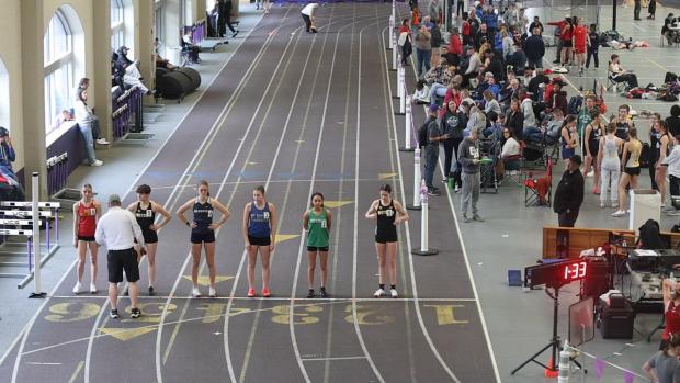 Girls 400 Finals Section 4