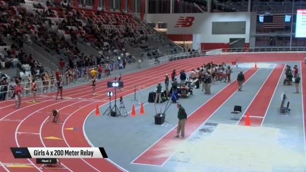 Division 2 Girls 4x200 Relay Finals Section 4