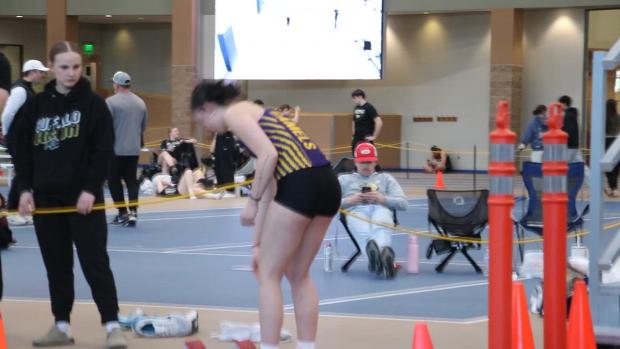 Girls 200 Finals Section 13