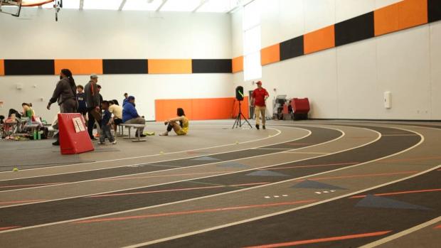 Girls 400 Finals Section 1