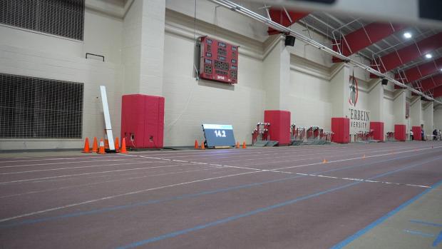 Girls 1600 Finals Section 1