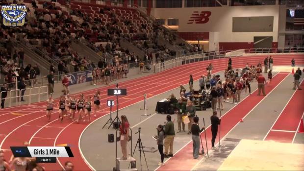 Division 4 Girls 1600 Finals Section 1
