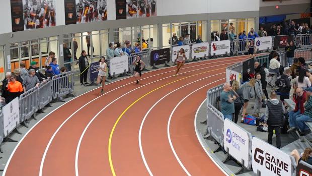 Girls 400 Finals Section 6