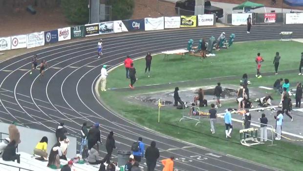 Girls 200 Heat 1