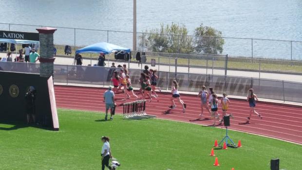 Girls 1600 Heat 1