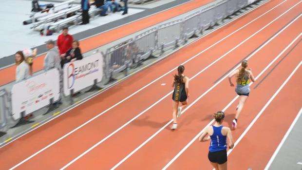 Girls 200 Finals Section 7