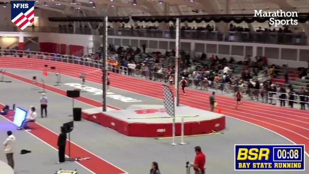 Girls 4x200 Relay Finals Section 3