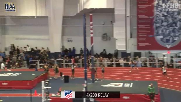 Girls 4x200 Relay Finals Section 5