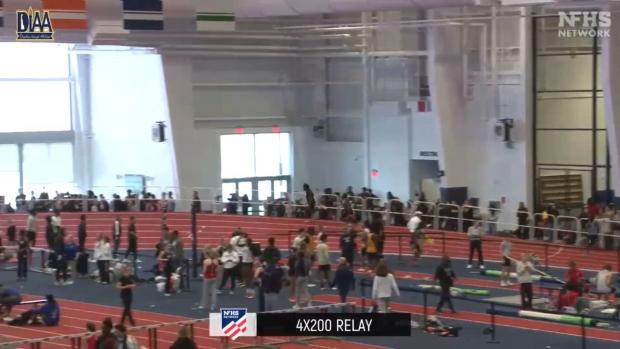 Boys 4x200 Relay Finals Section 1