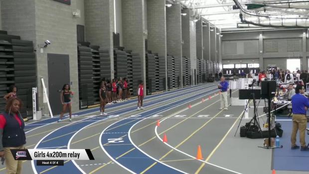 Girls 4x200 Relay Finals Section 4