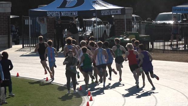 Varsity Boys 1 Mile Finals Section 4