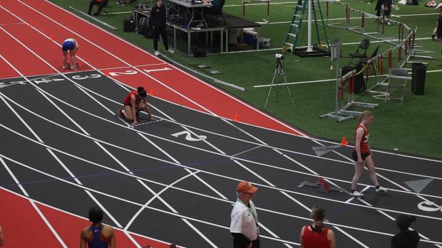 Girls 200 Finals Section 7