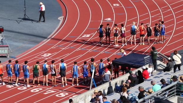 Boys 1600 Finals Section 3