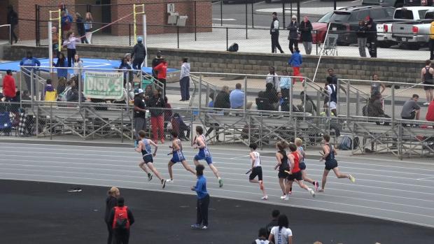 Boys 4x1600 Relay Finals Section 1