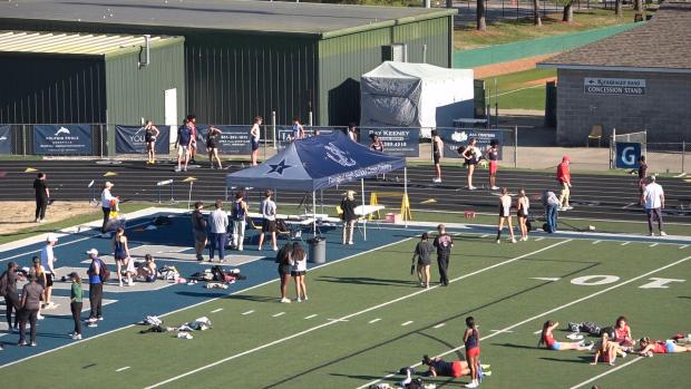 Girls 200 Finals Section 13