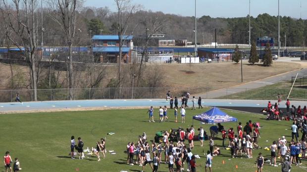Boys 4x200 Relay Finals Section 1