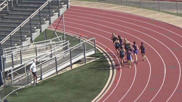 Girls 1600 Finals Section 1