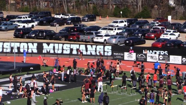 Varsity Girls 200 Finals Section 5