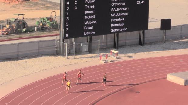 Girls 200 Finals Section 1