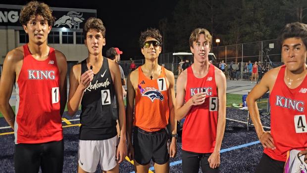 Zavaleta, Montoya, Lopez, Carlson, Quezada 1600m Top 5