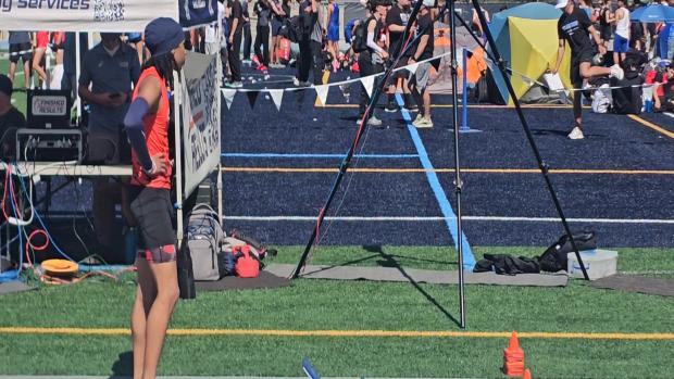 Boys Varsity 400m Heat 8