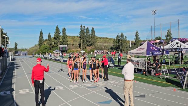 Varsity Girls 3200m Braelyn Combe sub-10 (watch USA #1)