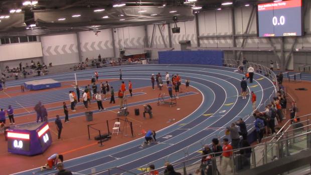 Varsity Boys 4x400m relay, finals 3