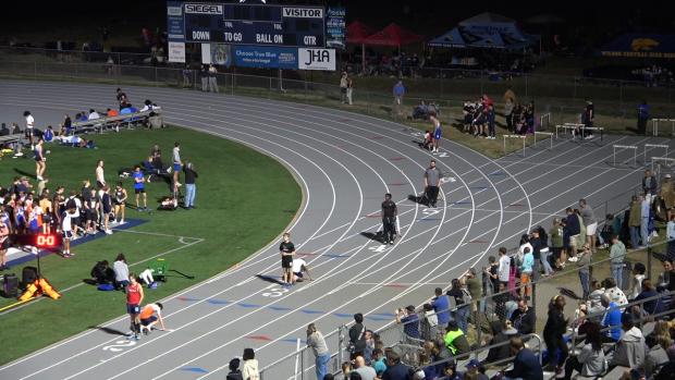 Boys 400 Finals Section 11