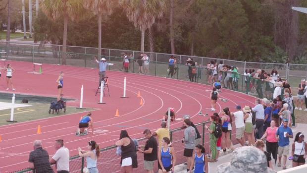 Girls 400 Heat 3