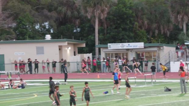 Girls 400 Heat 8