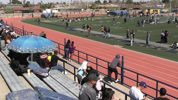 Varsity Boys 200 Finals Section 1