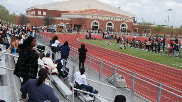 JV Girls 200 Finals Section 4