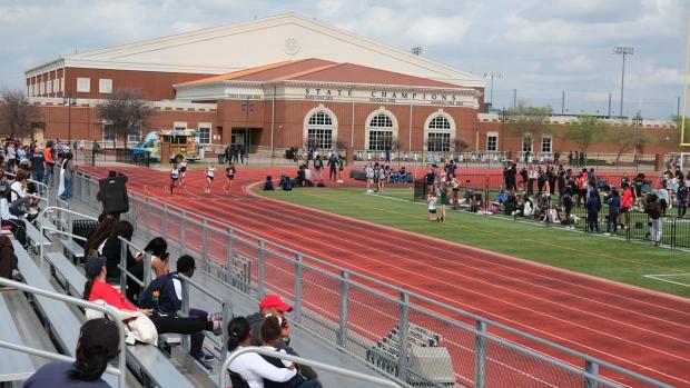 Girls 200 Finals Section 4