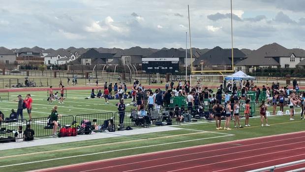 JV Girls 4x400 Relay Finals Section 1
