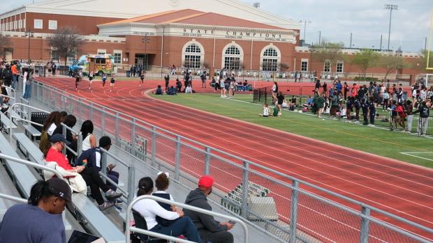 Girls 200 Finals Section 3