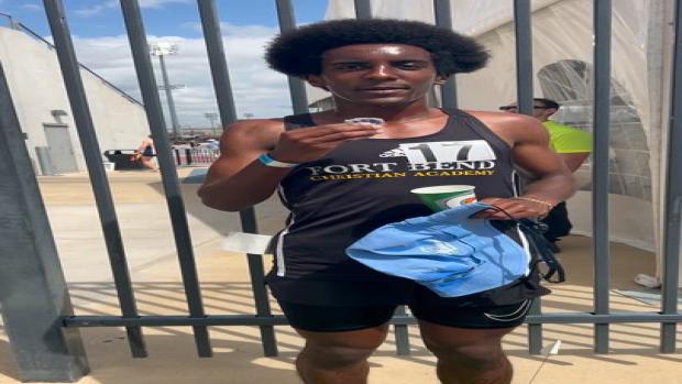 Elijah Savage 2000m Steeplechase Winner