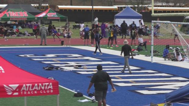 Girls 4x100 Relay Finals Section 3
