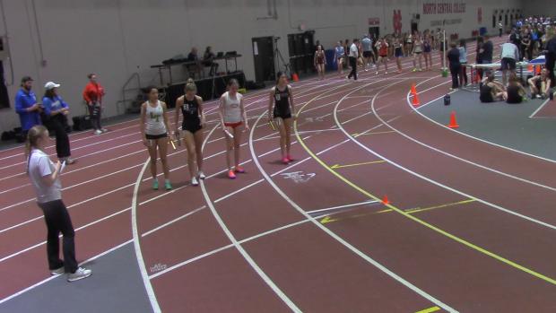 Varsity Girls 4x800 relay, finals 3