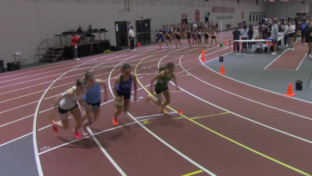 Varsity Girls 4x800 relay, finals 2