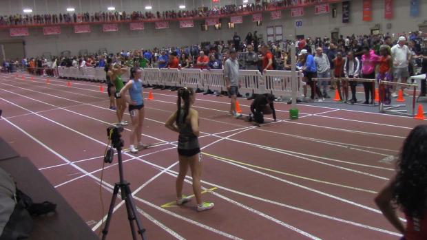 Varsity girls 4x200 relay, finals  4