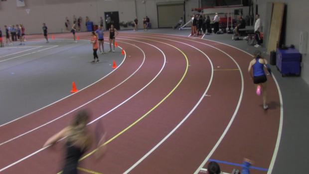 Varsity Girls 4x400 relay, finals 5