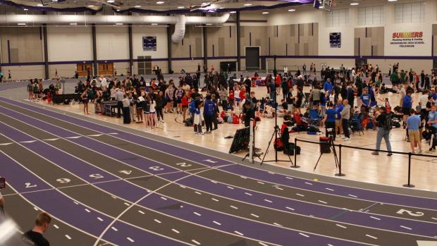 Girls 4x400 Relay Finals Section 1